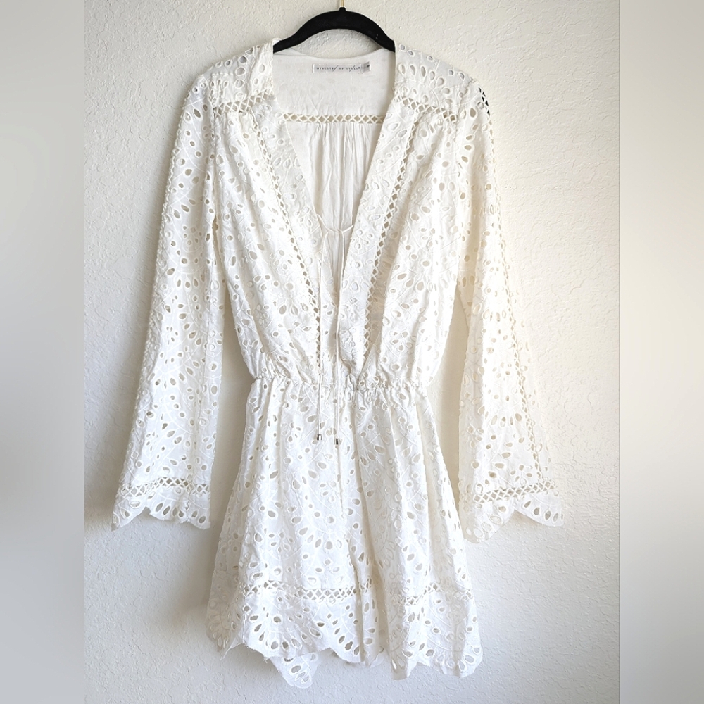 Ministry Of Style Romper Embroidered Eyelet White One Piece US Women's 2 NWOT